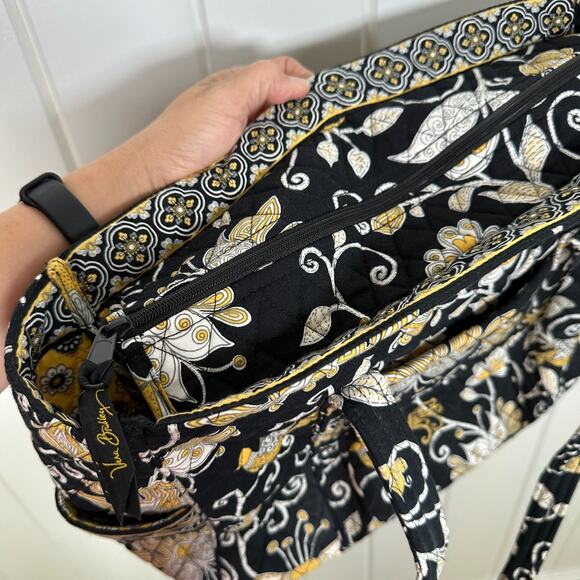 Vera Bradley Tote Bag Large Jumbo Quilted Black Yellow Bird 6 Pockets Zip Top - Picture 7 of 11